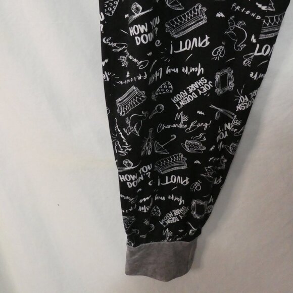 FRIENDS The Television Series | XL - extra large | Patterned Pajama Pants - Picture 8 of 16